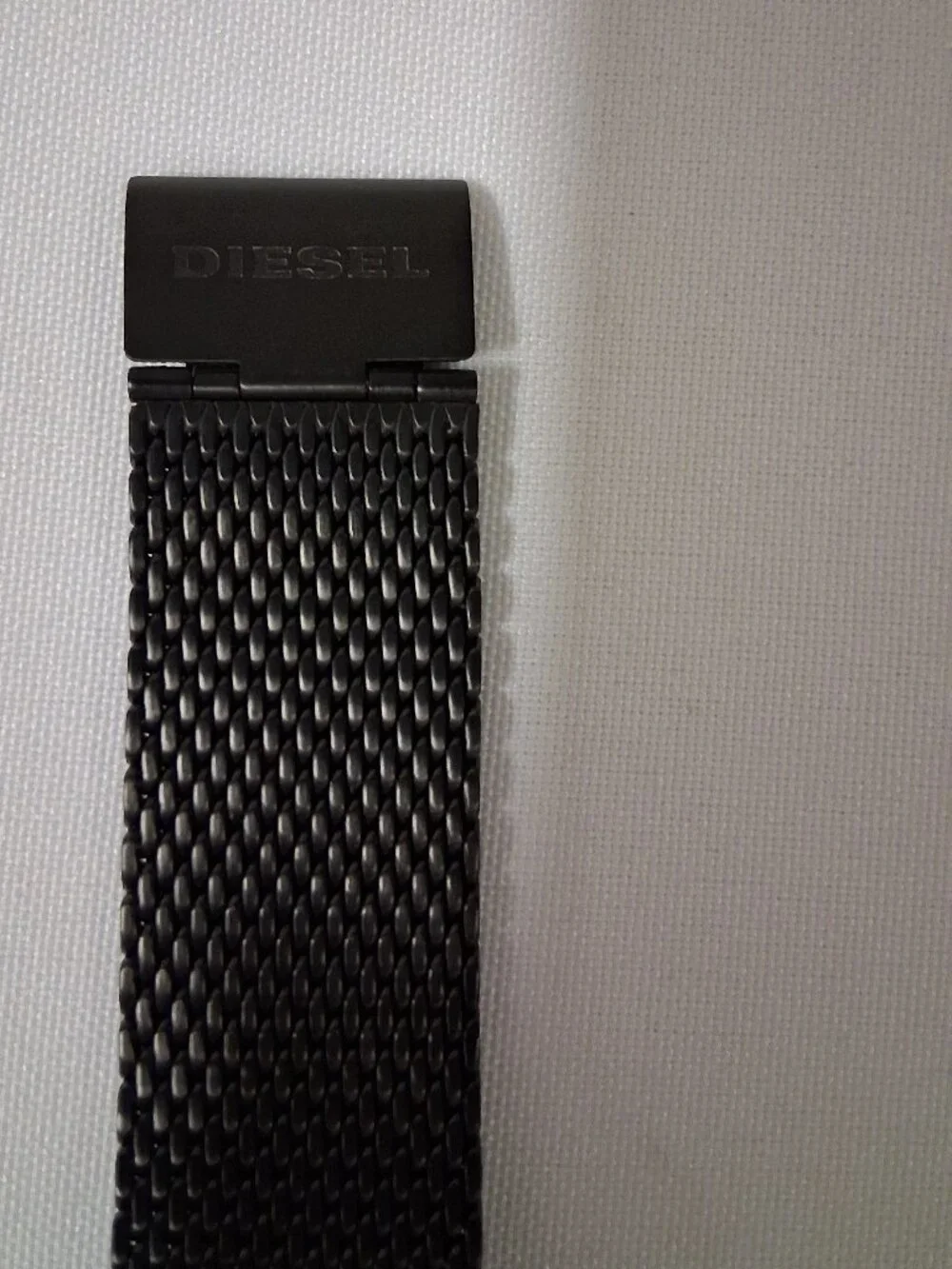 Diesel Men’s Griffed Quartz Watch with Stainless Steel Strap (Model: DZ4536)